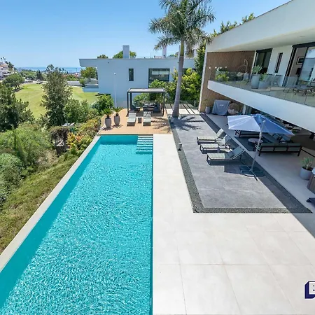 Villa Rabella - 5br Luxury Seaviews Amenities Estepona