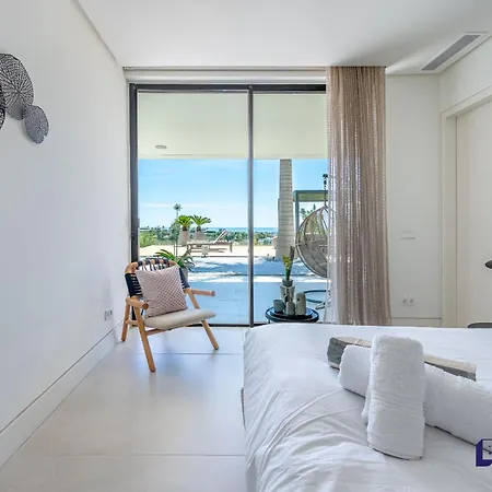 Rabella - 5br Luxury Seaviews Amenities Villa Estepona