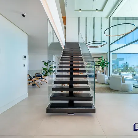 Rabella - 5br Luxury Seaviews Amenities