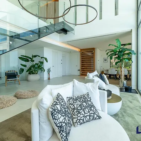 Rabella - 5br Luxury Seaviews Amenities Villa *