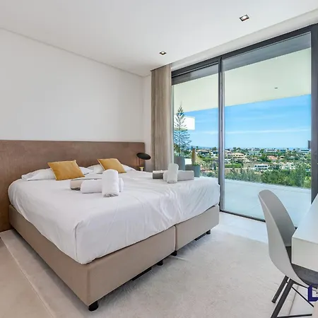 Rabella - 5br Luxury Seaviews Amenities Villa
